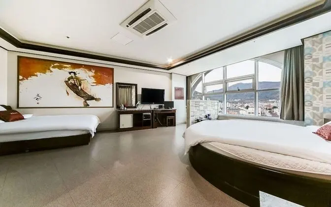 Oda (VIP Room - Party Room (King and Doubl)