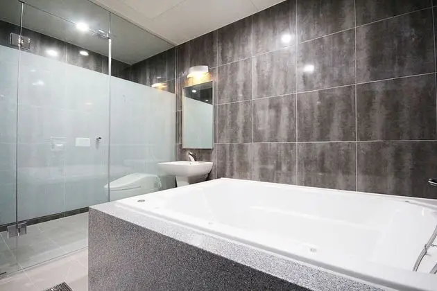 Oda (VIP room (2 person whirlpool bathtub))