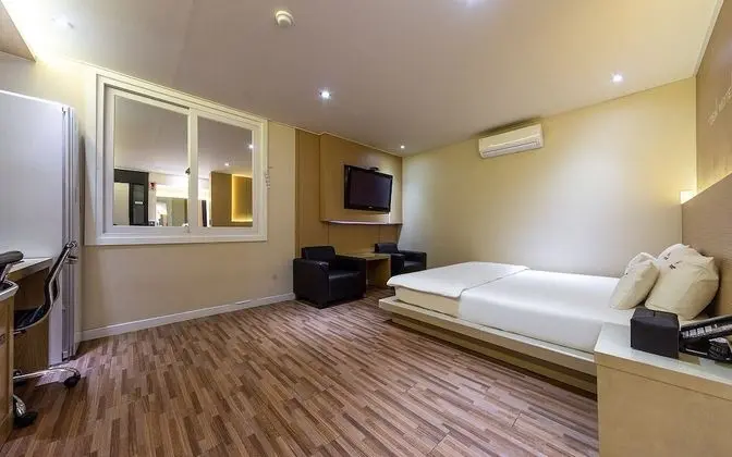 Oda (Special (Styler Netflix Available PC))