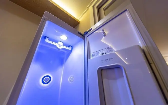 Oda (Special (Styler Netflix Available PC))