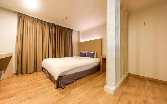 Oda (Open Special-Standard (Free Breakfast)