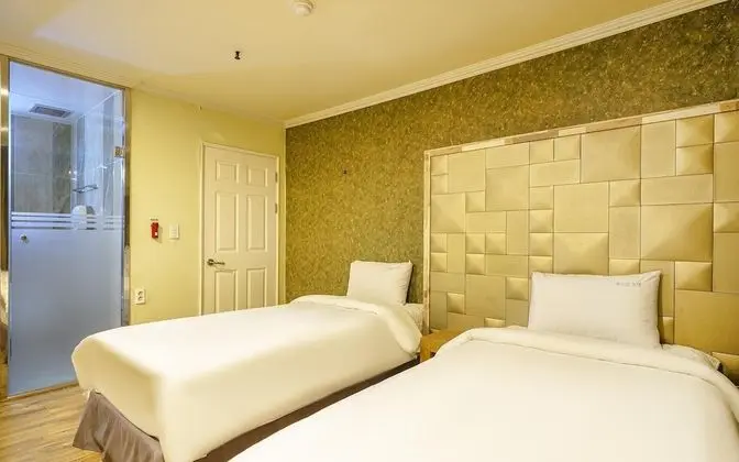 Oda (Open Special-Standard Twin (Free Brea)