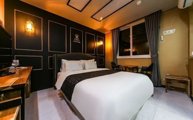 Oda (Edge Room (only accommodation can't p)