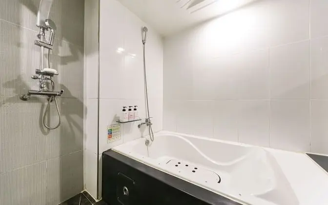 Oda (Korean Room (Free Breakfast Bathtub 1)