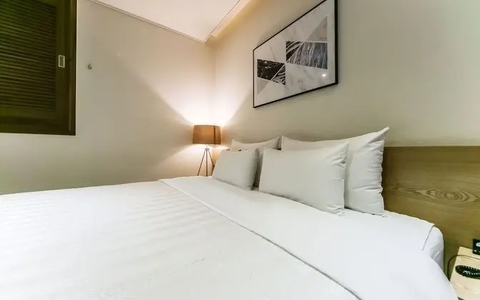 Oda (Premium Massage Chair (Netflix Availa)