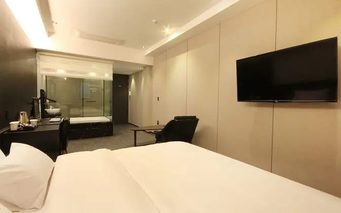 Oda (Deluxe (2 Hour Room Event Room))