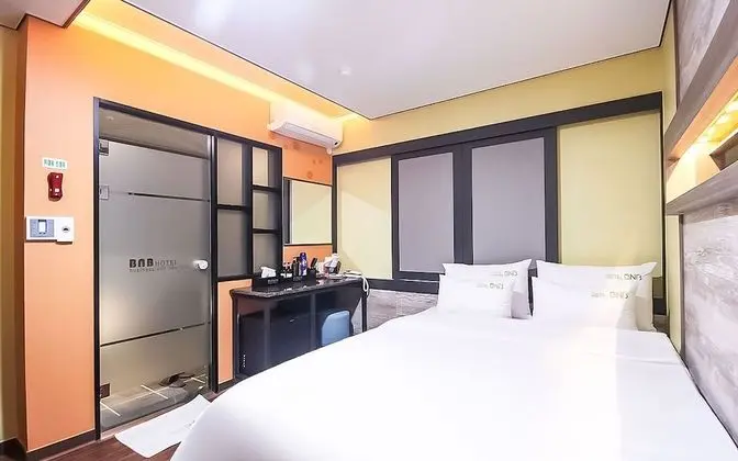 Oda (Standard-B (Netflix available))