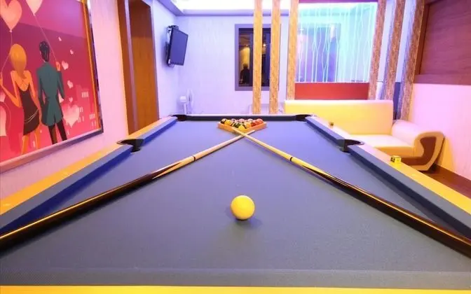 Oda (VIP (billiard table))