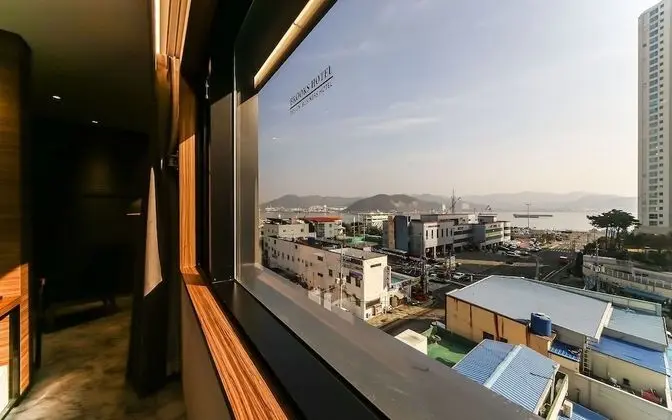 Oda (Sweet Double (styler suite breakfast )