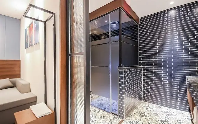 Oda (Sweet Double (styler suite breakfast )