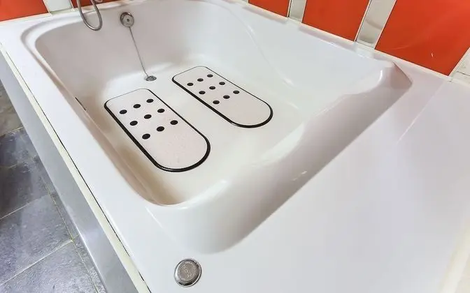 Oda (Deluxe room-13 o'clock (Netflix avail)