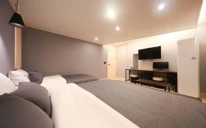 Oda (Twin breakfast + multi-room PKG (Netf)