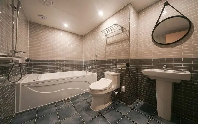 Oda (Twin breakfast PKG (Netflix available)