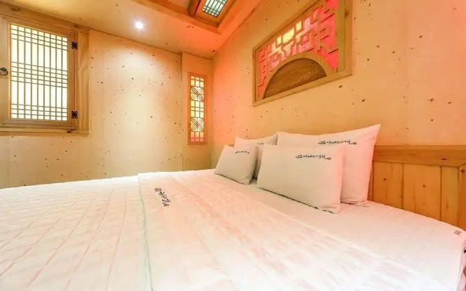 Oda (Semi-Special Room)