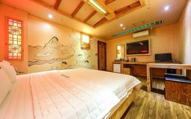 Oda (Semi-Special Room)