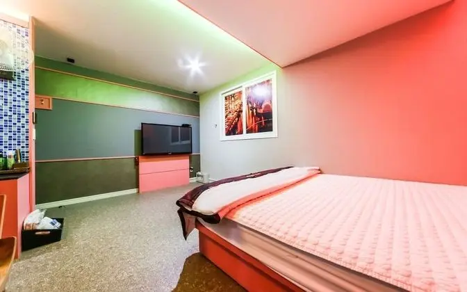 Oda (Semi-special room (styler available))