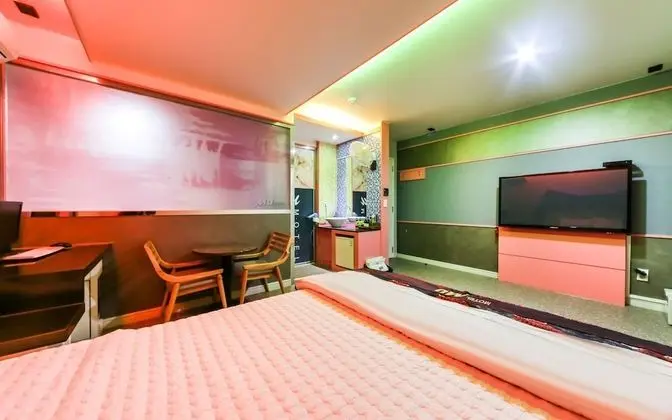 Oda (Semi-special room (styler available))