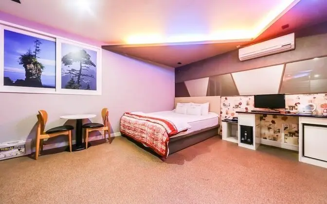 Oda (Standard room (styler available))