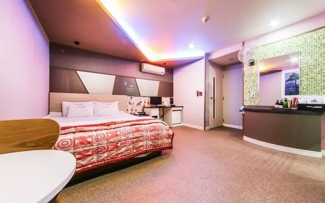 Oda (Standard room (styler available))