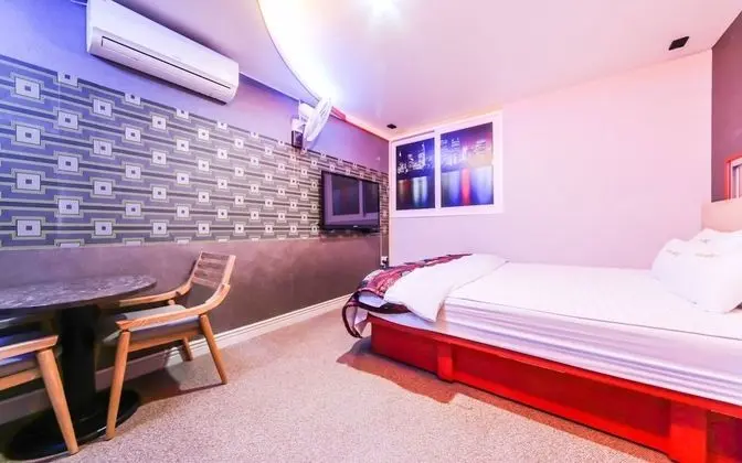 Oda (Standard room (styler available))