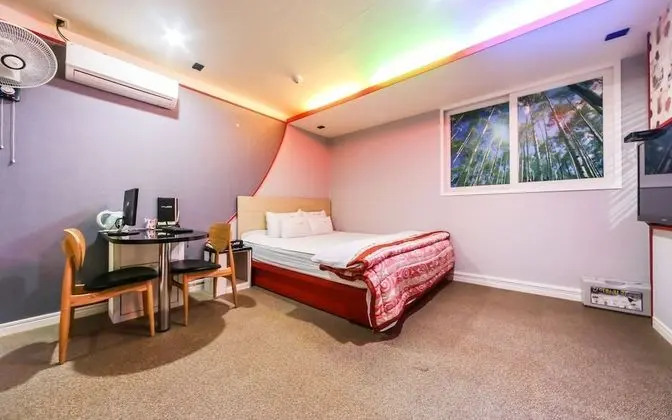 Oda (Standard room (styler available))