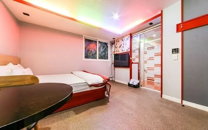 Oda (Standard room (styler available))