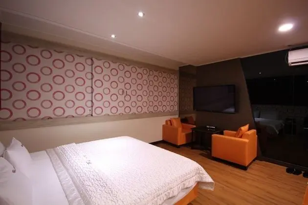 Oda (Standard room (netflix available))