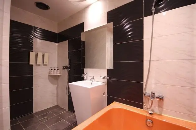 Oda (Standard room (netflix available))