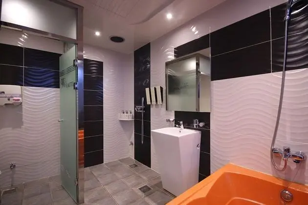 Oda (Suite room (Netflix Available))