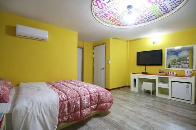 Oda (Semi-Special Room)