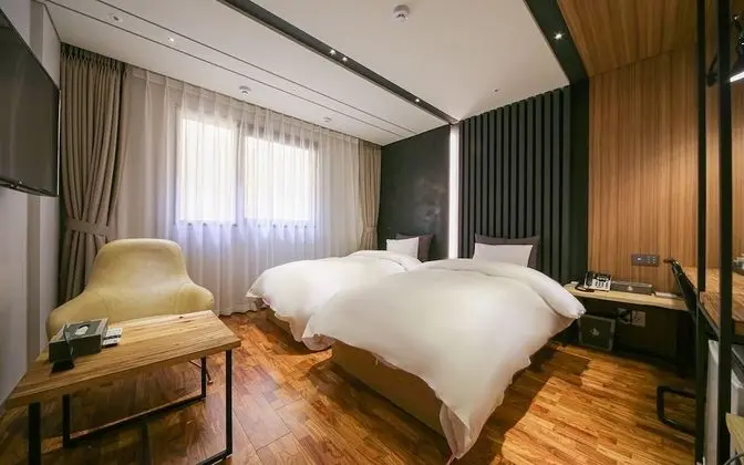 Oda (Standard Twin (OPEN special price sin)