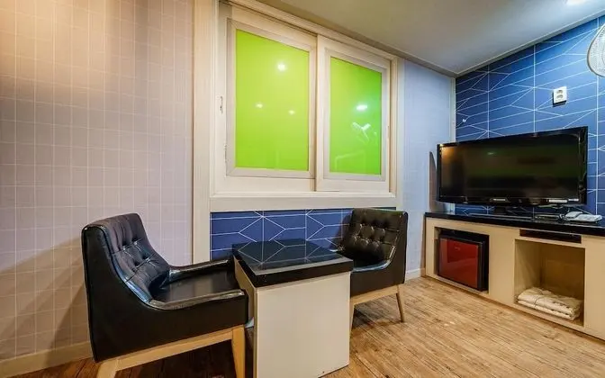 Oda (Special RoomB (Netflix Available))