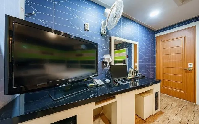 Oda (Special RoomB (Netflix Available))