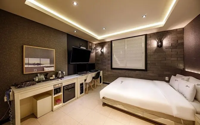 Oda (Special room (high-performance PC Net)