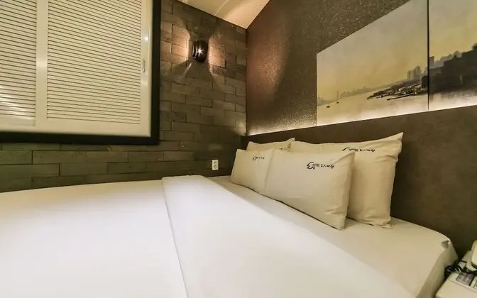 Oda (Special room (high-performance PC Net)