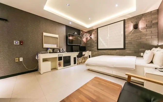 Oda (Special room (high-performance PC Net)