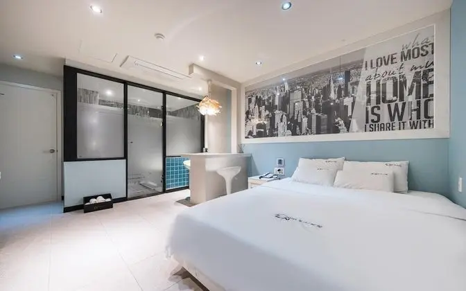 Oda (Special room (high-performance PC Net)