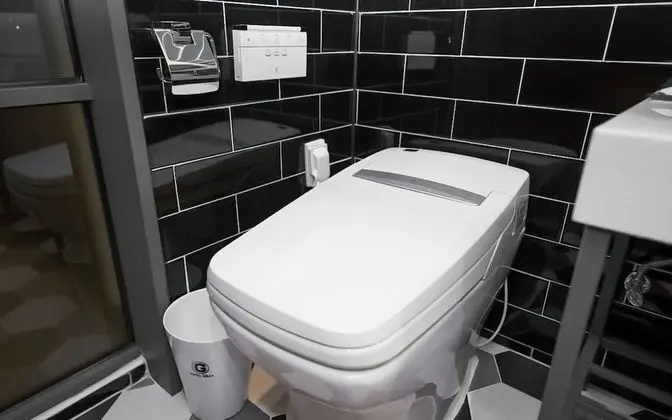 Oda (Deluxe (no smoking room/net Netflix a)