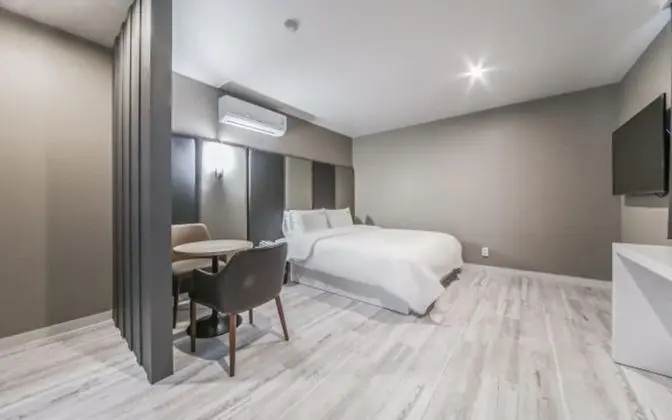 Oda (Deluxe (Breakfast provided during you)