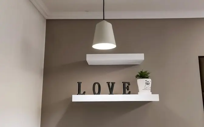 Oda (Standard (Netflix Available Hotel Inq)