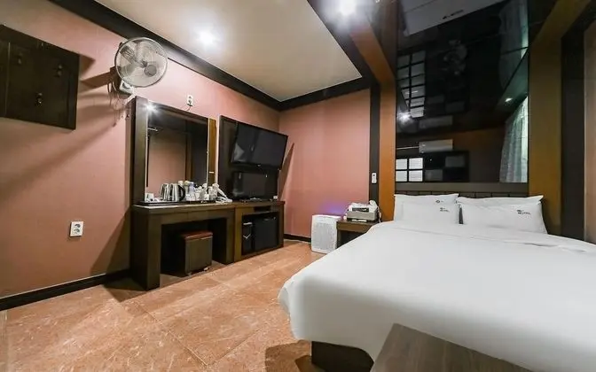 Oda (Standard(Walk-in only/No parking))