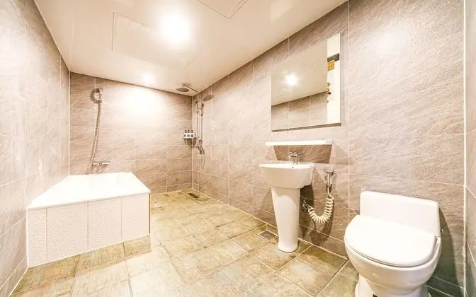 Oda (Deluxe rooms (Netflix available 55-in)