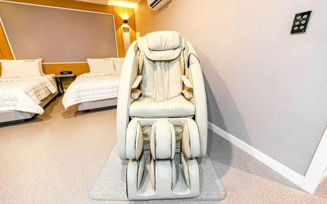 Oda (Deluxe rooms (Netflix available 55-in)