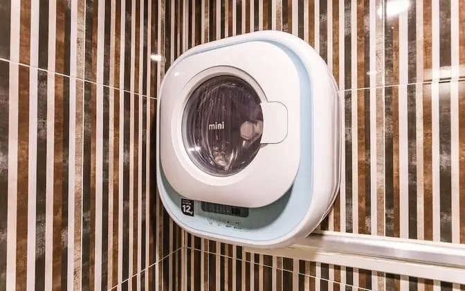 Oda (Business TWI N (NetFlix available was)