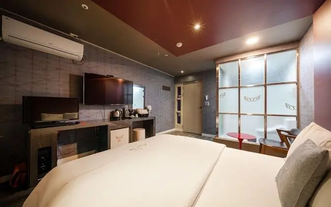 Oda (Deluxe (Netflix available))