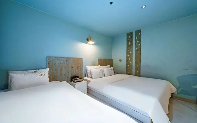 Oda (VIP-tub (available to watch Netflix a)