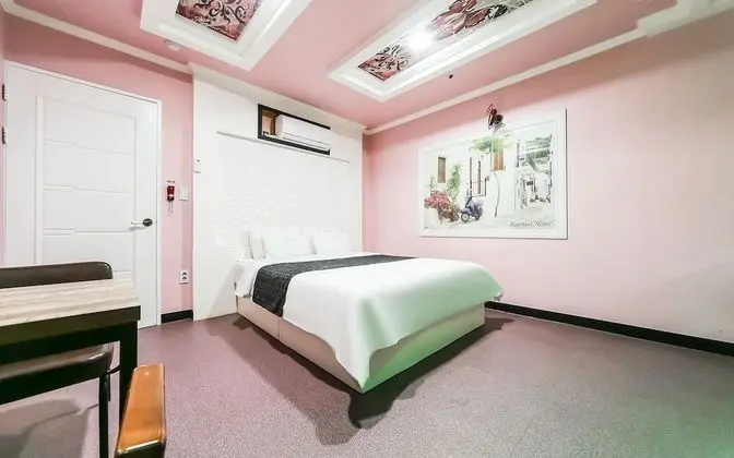 Oda (Standard (NetFlix available))