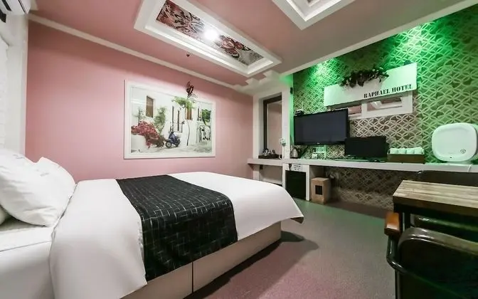 Oda (Standard (NetFlix available))