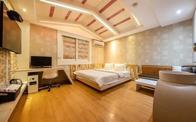 Oda (Special room (Netflix available - per)