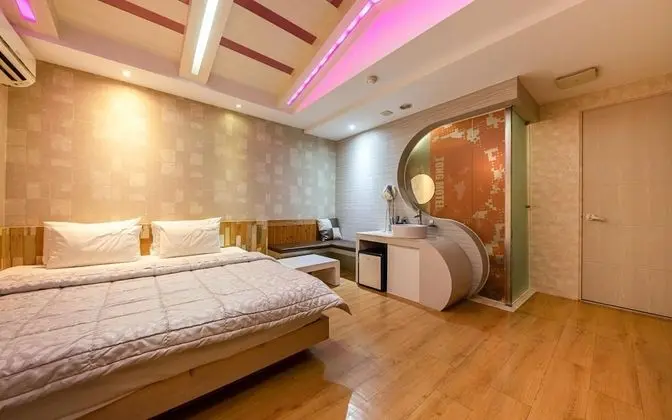 Oda (Special room (Netflix available - per)